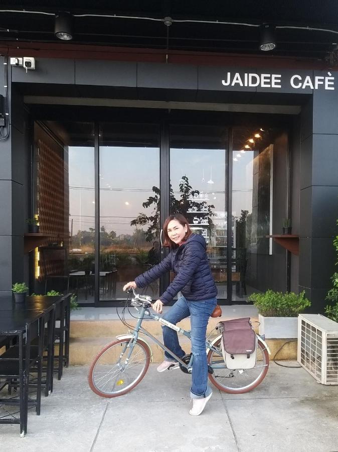 Jaidee Cafe & Hostel Chiangrai Ban Fang Min Esterno foto