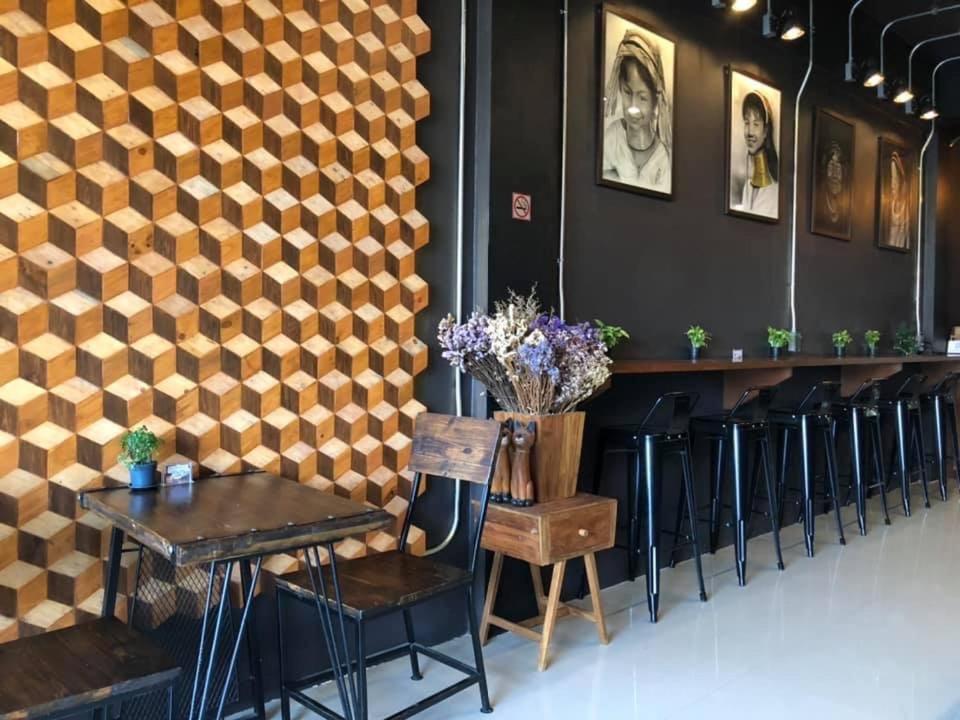 Jaidee Cafe & Hostel Chiangrai Ban Fang Min Esterno foto